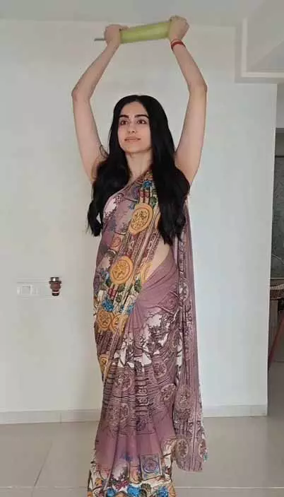 अदा शर्मा ने सिखाया कद्दू कोर वर्कआउट, बोलीं- 31 दिनों में दिखेगा बदलाव अदा शर्मा ने सिखाया कद्दू कोर वर्कआउट, बोलीं- 31 दिनों में दिखेगा बदलाव