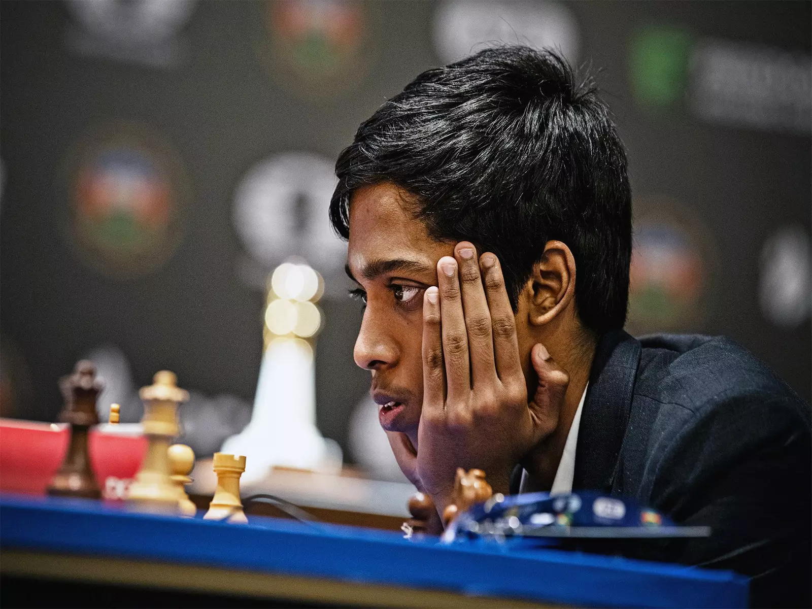 FIDE World Cup 2025: प्रज्ञानंदधा डर से बचे FIDE World Cup 2025: प्रज्ञानंदधा डर से बचे
