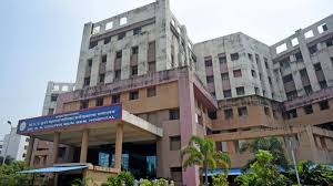Cooper Hosp ने पुलिस से त्वरित कार्रवाई की मांग की; निवासी अभी भी सामूहिक अवकाश पर
