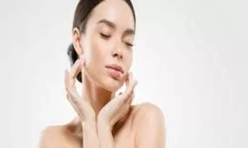 Beauty Care Tips : घर पर बने आंवला फेस पैक से चेहरे की मृत त्वचा से पाएं छुटकारा Beauty Care Tips : घर पर बने आंवला फेस पैक से चेहरे की मृत त्वचा से पाएं छुटकारा
