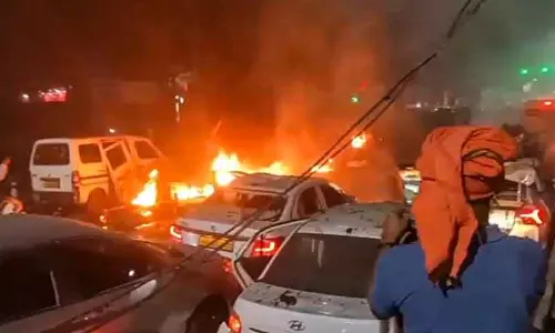 लाल किला विस्फोट दिल्ली पुलिस ने FIR दर्ज, अमित शाह खुफिया प्रमुखों से मुलाकात करेंगे लाल किला विस्फोट दिल्ली पुलिस ने FIR दर्ज, अमित शाह खुफिया प्रमुखों से मुलाकात करेंगे