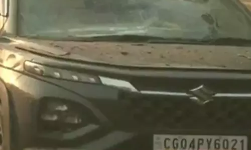 रायपुर पासिंग कार दिल्ली बम धमाके में क्षतिग्रस्त, घायल के बारे में लगाया जा रहा पता
