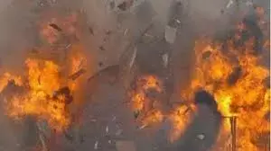 Andhra Pradesh : कडप्पा में खदान में विस्फोट के कारण छत गिरने से महिला की मौत Andhra Pradesh : कडप्पा में खदान में विस्फोट के कारण छत गिरने से महिला की मौत