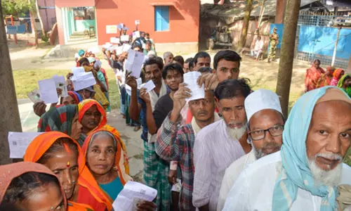 बिहार चुनाव: मतदाताओं में उत्साह, 11 बजे तक 31.38 फीसदी मतदान, किशनगंज सबसे आगे