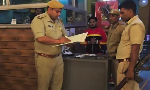 Dholpur: दिल्ली में धमाके के बाद धौलपुर में कड़ी सुरक्षा व्यवस्था Dholpur: दिल्ली में धमाके के बाद धौलपुर में कड़ी सुरक्षा व्यवस्था