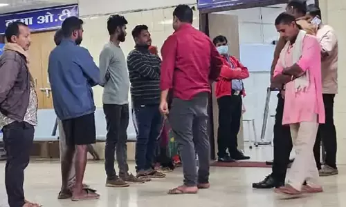 जगदलपुर-बीजापुर में बड़ा हादसा, एंबुलेंस से टक्कर के बाद स्कूटी में बैठी बच्ची की मौत