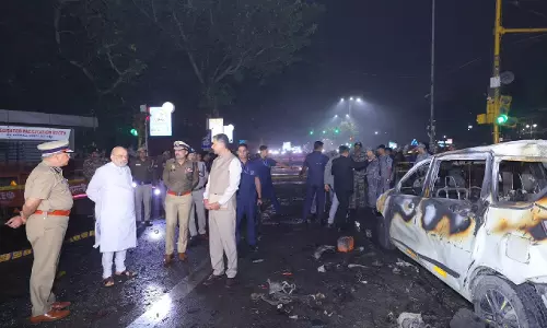 Delhi blast: अमित शाह उच्च स्तरीय सुरक्षा समीक्षा बैठक की अध्यक्षता करेंगे