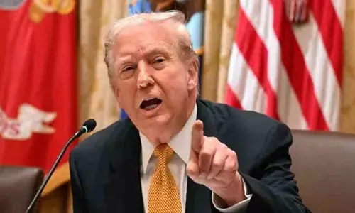 अमेरिका में विदेशी छात्रों के लिए कोई बाधा नहीं: Donald Trump अमेरिका में विदेशी छात्रों के लिए कोई बाधा नहीं: Donald Trump