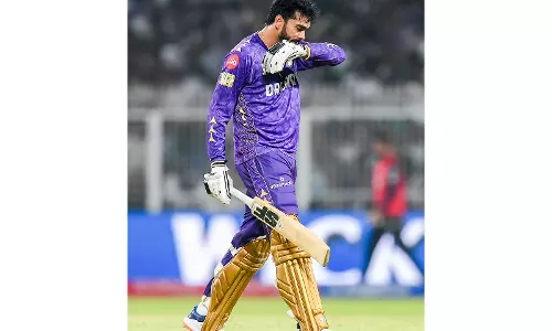 IPL रिटेंशन से पहले एरॉन फिंच ने कहा, वेंकटेश अय्यर पर 23.75 करोड़ रुपये देना अधिक IPL रिटेंशन से पहले एरॉन फिंच ने कहा, वेंकटेश अय्यर पर 23.75 करोड़ रुपये देना अधिक