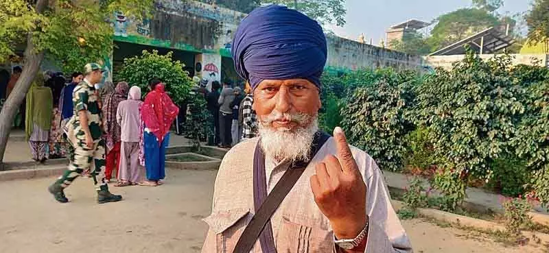 तरनतारन के नए विधायक के समक्ष गांवों से नशा उन्मूलन की मुख्य मांग तरनतारन के नए विधायक के समक्ष गांवों से नशा उन्मूलन की मुख्य मांग