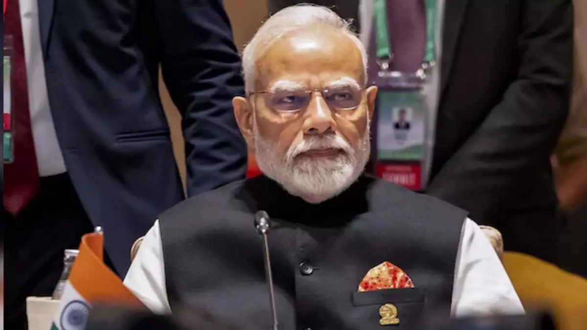 दिल्ली ब्लास्ट के बाद पीएम मोदी की सुरक्षा कमेटी बैठक शुरू दिल्ली ब्लास्ट के बाद पीएम मोदी की सुरक्षा कमेटी बैठक शुरू