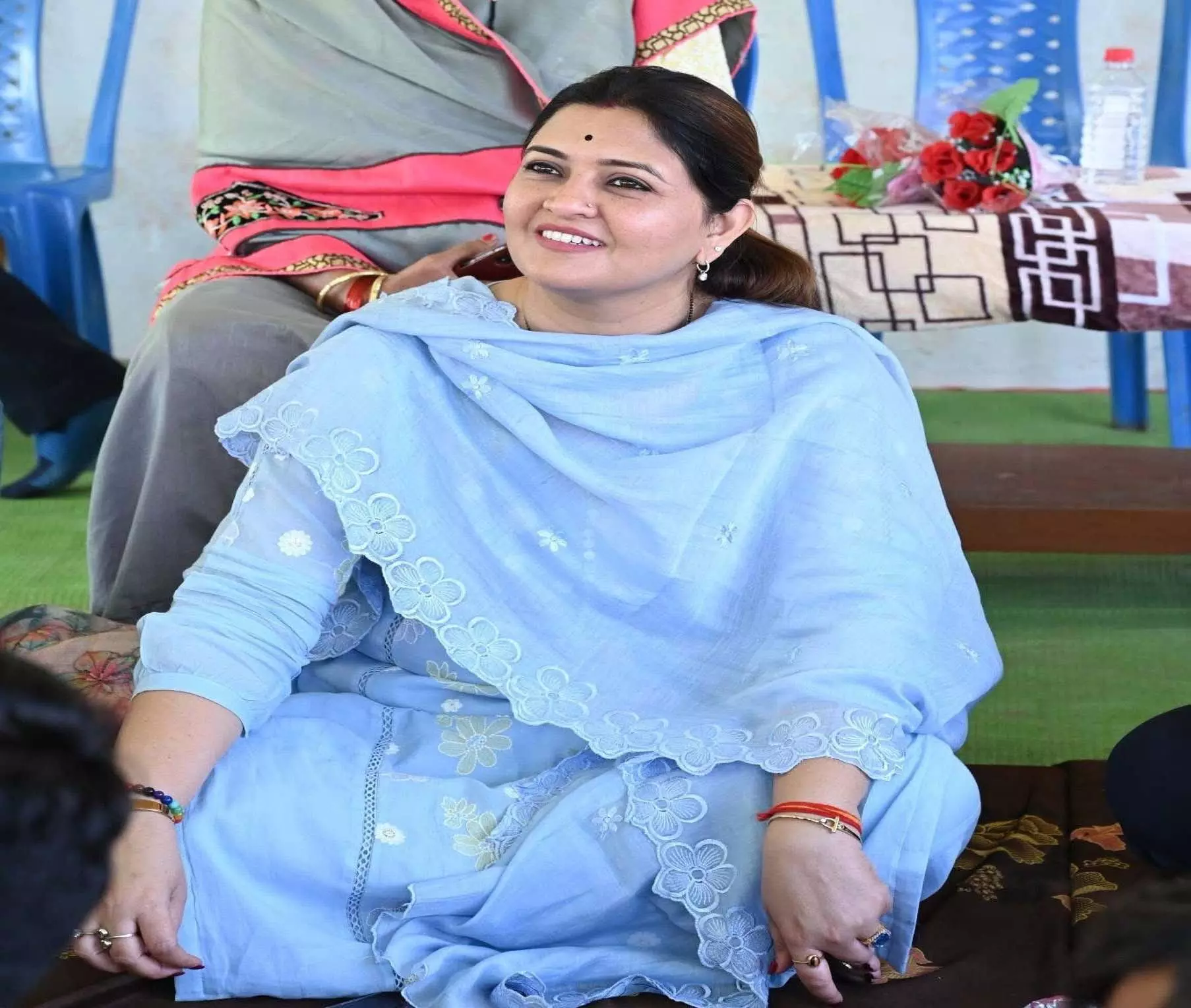 मतदाता सूची पुनरीक्षण अभियान में जुटी विधायक भावना बोहरा मतदाता सूची पुनरीक्षण अभियान में जुटी विधायक भावना बोहरा