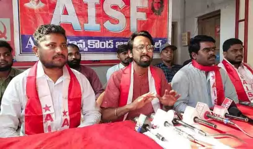 38 साल बाद तेलंगाना के विश्वविद्यालयों में छात्र संघ चुनाव की वापसी 38 साल बाद तेलंगाना के विश्वविद्यालयों में छात्र संघ चुनाव की वापसी