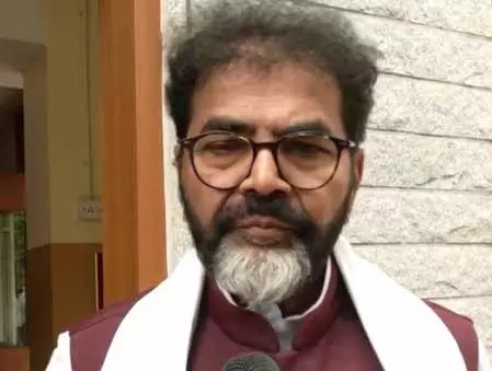 दिल्ली विस्फोट अंतरराष्ट्रीय आतंकवाद का मामला, इस पर नहीं होनी चाहिए राजनीति: सी. नारायणस्वामी दिल्ली विस्फोट अंतरराष्ट्रीय आतंकवाद का मामला, इस पर नहीं होनी चाहिए राजनीति: सी. नारायणस्वामी