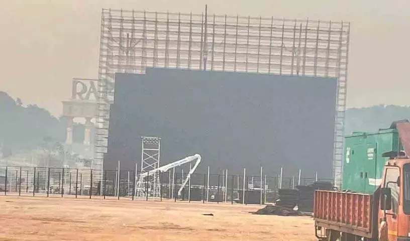 SSMB 29 इवेंट व्यवस्था अभी भी ऑनलाइन वायरल हो रही SSMB 29 इवेंट व्यवस्था अभी भी ऑनलाइन वायरल हो रही