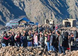 Himachal: विक्रमादित्य ने किया झनियार गांव का दौरा