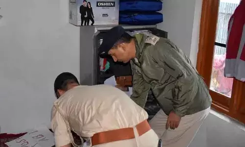 सोपोर पुलिस ने जमात-ए-इस्लामी के खिलाफ 30 से अधिक ठिकानों पर छापेमारी शुरू