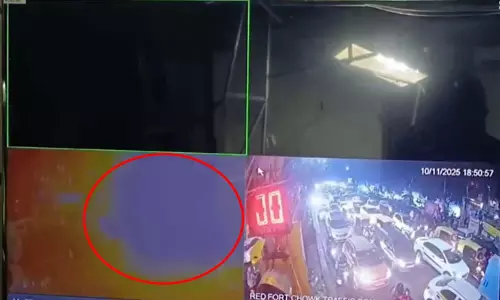 i-20 कार में हुए जोरदार ब्लास्ट का CCTV फुटेज सामने आया, गाड़ियों की भीड़ नजर आ रही