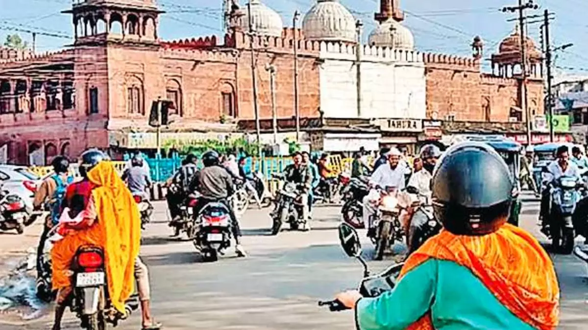 Bhopal: इज्तिमा के लिए भोपाल स्टेशन पर की जा रही विशाल तैयारी Bhopal: इज्तिमा के लिए भोपाल स्टेशन पर की जा रही विशाल तैयारी