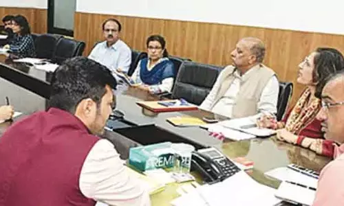 मंडलायुक्त जम्मू ने मुबारक मंडी हेरिटेज कॉम्प्लेक्स में चल रही परियोजनाओं की समीक्षा की