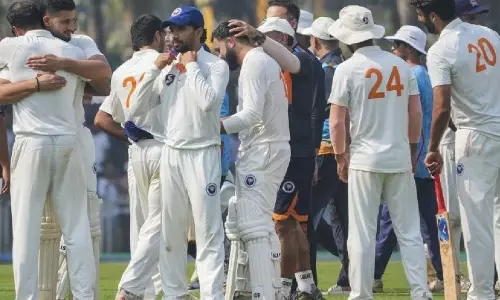 घरेलू क्रिकेट में इतिहास रचा जम्मू-कश्मीर ने, रणजी ट्रॉफी में दिल्ली को मात दी घरेलू क्रिकेट में इतिहास रचा जम्मू-कश्मीर ने, रणजी ट्रॉफी में दिल्ली को मात दी