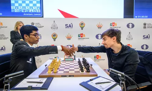 FIDE विश्व कप में प्रज्ञानंदधा की संघर्षपूर्ण वापसी, भारतीय खिलाड़ियों के मिले-जुले परिणाम