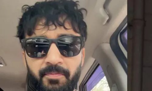 Aryan Khan और राघव जुयाल का बीच एडवेंचर: दो भाई डोनो तबाही बॉन्ड हुआ वायरल Aryan Khan और राघव जुयाल का बीच एडवेंचर: दो भाई डोनो तबाही बॉन्ड हुआ वायरल