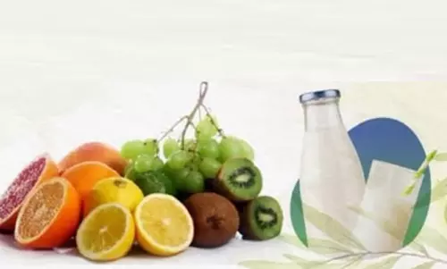 आप भी तो नहीं करते दूध संग खट्टे फलों का सेवन? बिगड़ सकती है सेहत