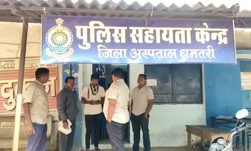 बेडशीट को बनाया फंदा और सीलिंग फैन में झूला छात्रावास का स्टूडेंट, सुसाइड की जांच जारी बेडशीट को बनाया फंदा और सीलिंग फैन में झूला छात्रावास का स्टूडेंट, सुसाइड की जांच जारी