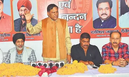 Bareilly: जीएसटी दर में कमी पर व्यापारियों का समर्थन, उत्पीड़न रोकने का भरोसा