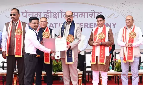 राज्यपाल डेका कलिंगा विश्वविद्यालय के पंचम् दीक्षांत समारोह में हुए शामिल