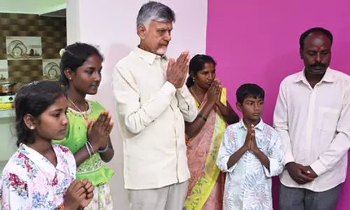 आंध्र प्रदेश में 2029 तक सभी गरीबों के पास अपना घर होगा: CM Naidu आंध्र प्रदेश में 2029 तक सभी गरीबों के पास अपना घर होगा: CM Naidu