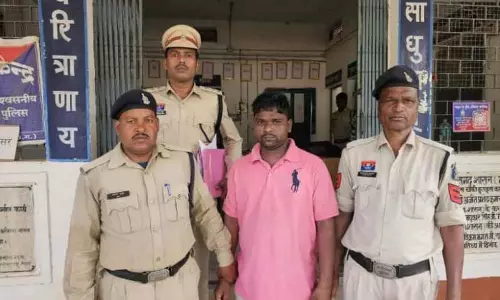 मोबाइल पर वर्चुअल शादी, ऑनलाइन सुहागरात भी, ब्लेकमेलर दोस्त गिरफ्तार
