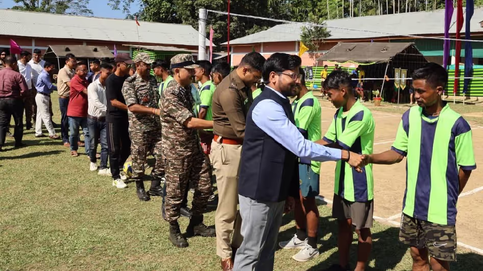 Manipur : जिरीबाम के उपायुक्त ने विस्थापित परिवारों के पुनर्वास के लिए