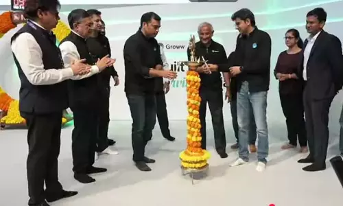 Groww की नपी-तुली कीमतों ने लिस्टिंग के दिन ही बढ़त दिला दी, शेयरों में 31% की बढ़ोतरी Groww की नपी-तुली कीमतों ने लिस्टिंग के दिन ही बढ़त दिला दी, शेयरों में 31% की बढ़ोतरी