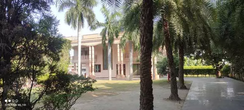 Tarn Taran में सन्नाटा, उम्मीदवारों ने ली राहत की सांस Tarn Taran में सन्नाटा, उम्मीदवारों ने ली राहत की सांस