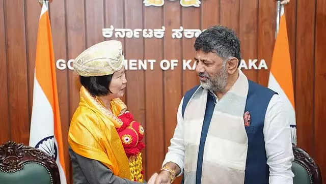 सिंगापुर राज्य में व्यापार और निवेश के लिए उत्सुक: अगले चुनाव तक महिला आरक्षण; D.K. Shivakumar सिंगापुर राज्य में व्यापार और निवेश के लिए उत्सुक: अगले चुनाव तक महिला आरक्षण; D.K. Shivakumar