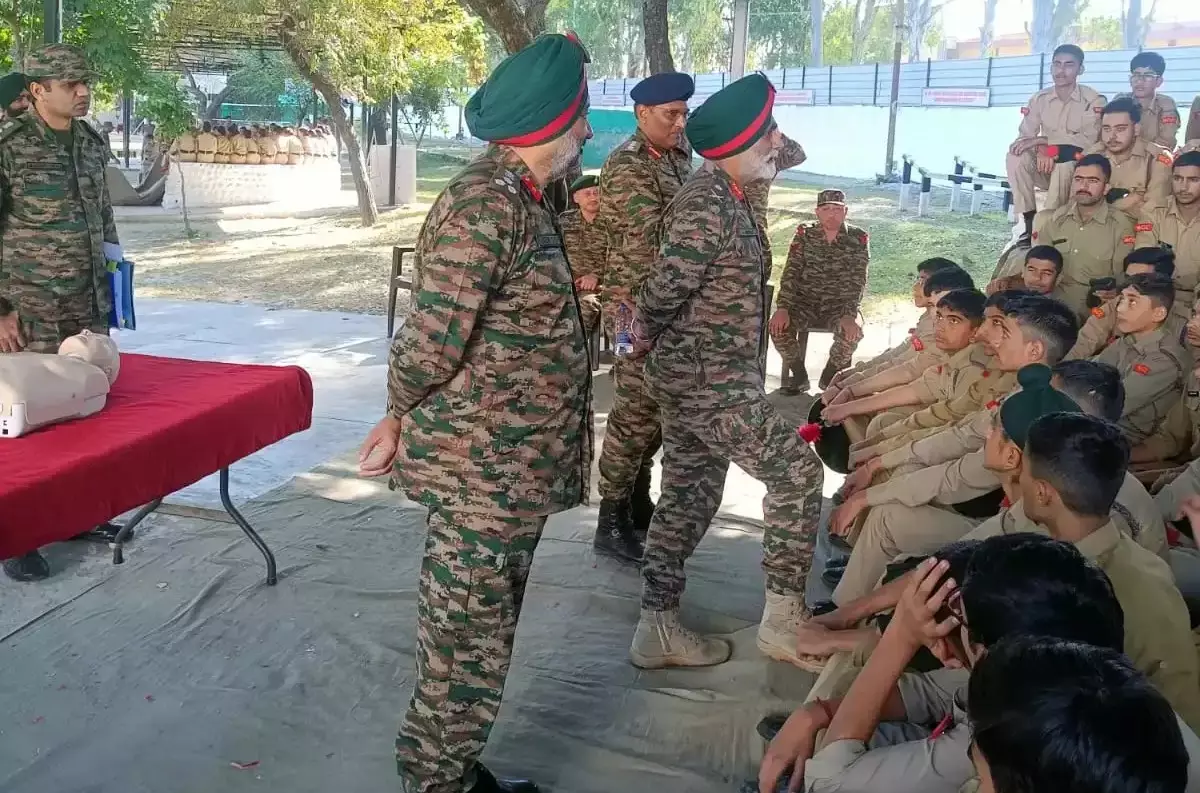 Jammu: एनसीसी कैंप में एक दिवसीय सुरक्षा और जागरूकता अभियान Jammu: एनसीसी कैंप में एक दिवसीय सुरक्षा और जागरूकता अभियान