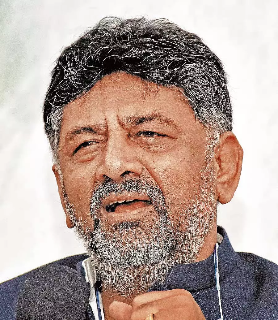 प्रधानमंत्री मोदी ने सुरंग सड़क परियोजना की सराहना की है: DK Shivakumar प्रधानमंत्री मोदी ने सुरंग सड़क परियोजना की सराहना की है: DK Shivakumar
