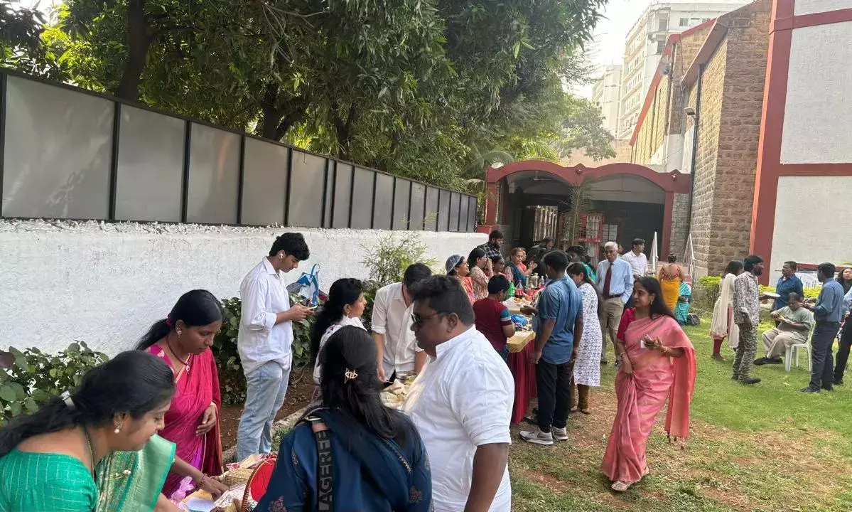 Hyderabad के चर्चों ने धन्यवाद ज्ञापन के साथ फसल उत्सव मनाया Hyderabad के चर्चों ने धन्यवाद ज्ञापन के साथ फसल उत्सव मनाया