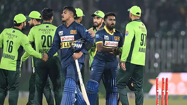 इस्लामाबाद विस्फोट के बाद त्रिकोणीय T20 श्रृंखला रावलपिंडी स्थानांतरित इस्लामाबाद विस्फोट के बाद त्रिकोणीय T20 श्रृंखला रावलपिंडी स्थानांतरित