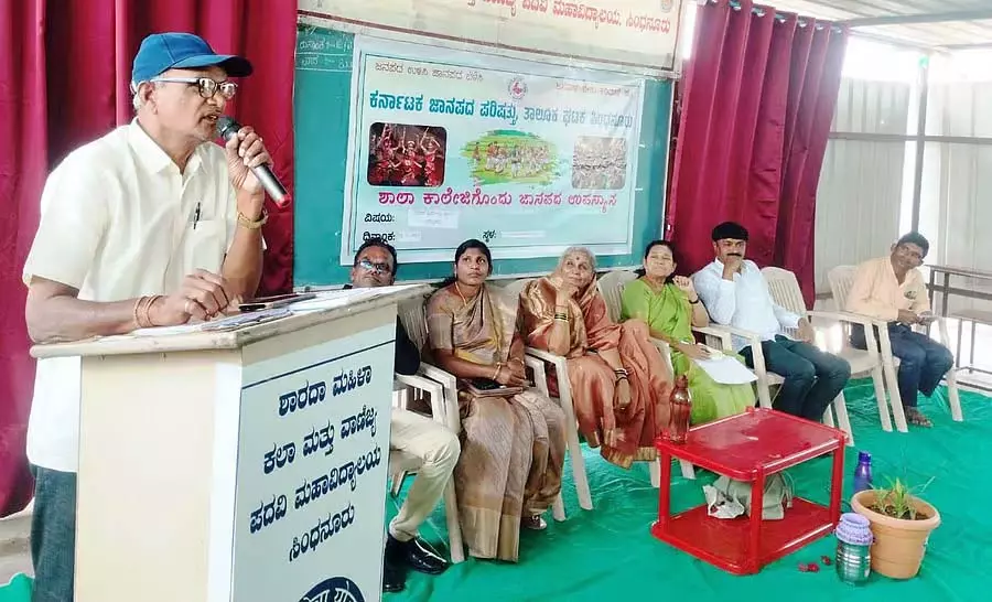 लड़कियां लोककथाओं की सच्ची उत्तराधिकारी हैं: Jaji Devendrappa लड़कियां लोककथाओं की सच्ची उत्तराधिकारी हैं: Jaji Devendrappa