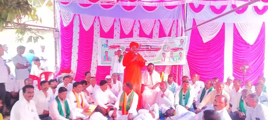 Yadaram : किसान और संगठन डीडी के बयान से असहमत हैं Yadaram : किसान और संगठन डीडी के बयान से असहमत हैं