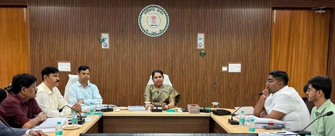आबकारी विभाग की समीक्षा बैठक में अधिकारियों को राजस्व लक्ष्य प्राप्ति के निर्देश आबकारी विभाग की समीक्षा बैठक में अधिकारियों को राजस्व लक्ष्य प्राप्ति के निर्देश