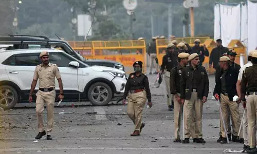 लाल किला विस्फोट में इस्तेमाल कार बेचने वाला Faridabad का डीलर हिरासत में लाल किला विस्फोट में इस्तेमाल कार बेचने वाला Faridabad का डीलर हिरासत में