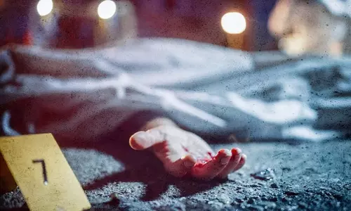 Mumbai : मरोल में निर्माणाधीन इमारत से लोहे की रॉड गिरने से 30 वर्षीय ट्रक हेल्पर की मौत Mumbai : मरोल में निर्माणाधीन इमारत से लोहे की रॉड गिरने से 30 वर्षीय ट्रक हेल्पर की मौत