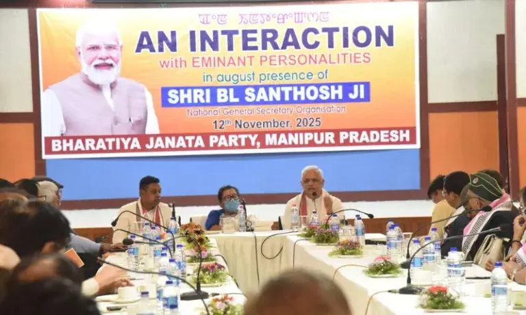 Manipur में राजनीतिक समीकरण पर चर्चा तेज, भाजपा नेताओं में नई शुरुआत की आशा