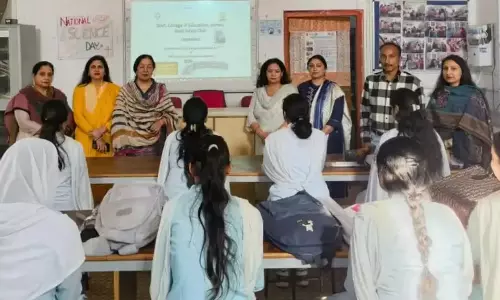 Jammu: कॉलेज में सड़क सुरक्षा पर विशेषज्ञों ने दिए जरूरी सुझाव