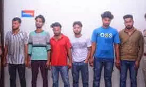 Ghaziabad ट्रैवल एजेंट गिरफ्तार Ghaziabad ट्रैवल एजेंट गिरफ्तार