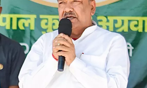 14 नवंबर को भारी बहुमत के साथ बिहार में बन रही एनडीए सरकार: दिलीप जायसवाल 14 नवंबर को भारी बहुमत के साथ बिहार में बन रही एनडीए सरकार: दिलीप जायसवाल